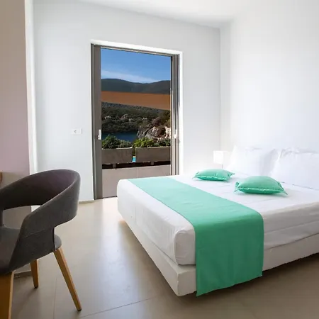 Villa Kalamos - Modern In Bay With Direct Access To Sea