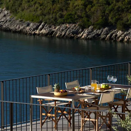 Villa Kalamos - Modern In Bay With Direct Access To Sea